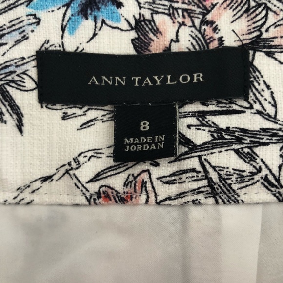 Ann Taylor White Floral Knee Length Pencil Skirt - Picture 3 of 5
